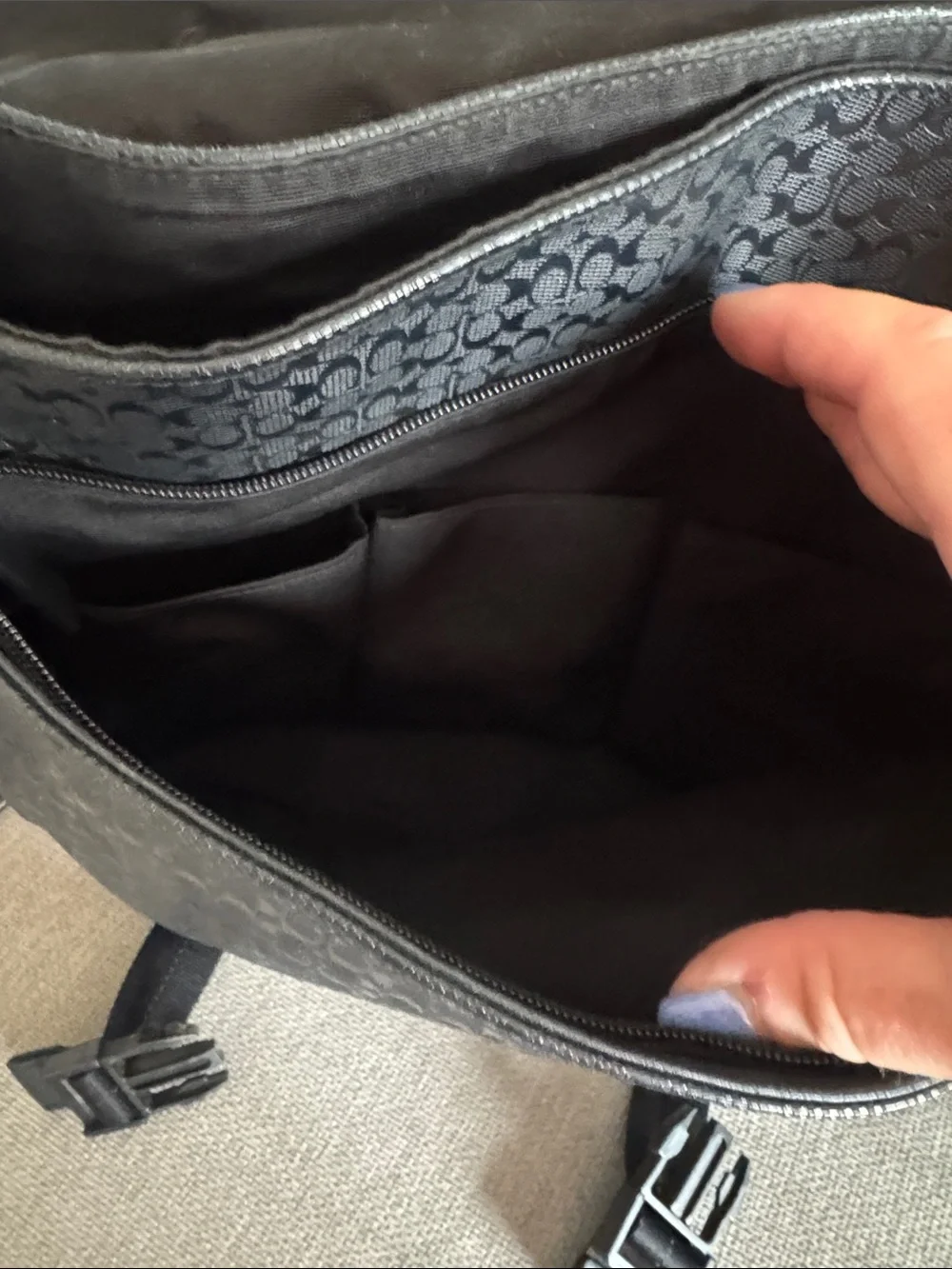 Coach Black Signature Messenger Crossbody Bag